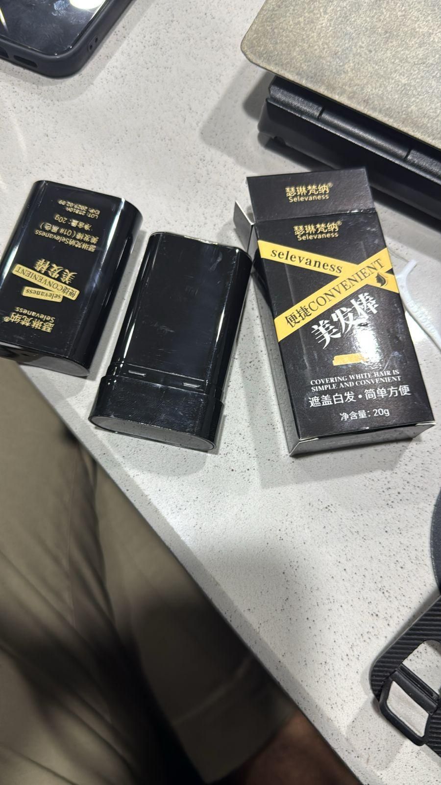 Convenient 2 In 1 Touch-Up Comb Hair Dye - Black